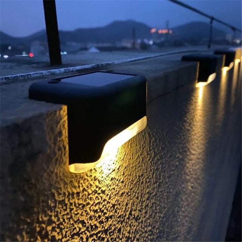 Iso™ Solar Outdoor Lights